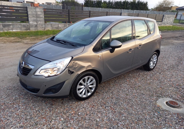 Opel Meriva cena 14900 przebieg: 140000, rok produkcji 2012 z Września małe 79